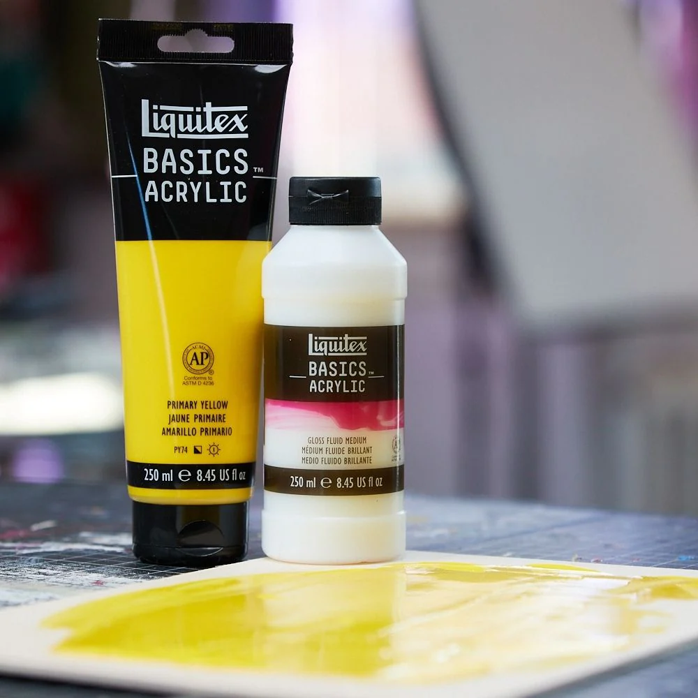 Basics Gloss Fluid Medium - Image 3