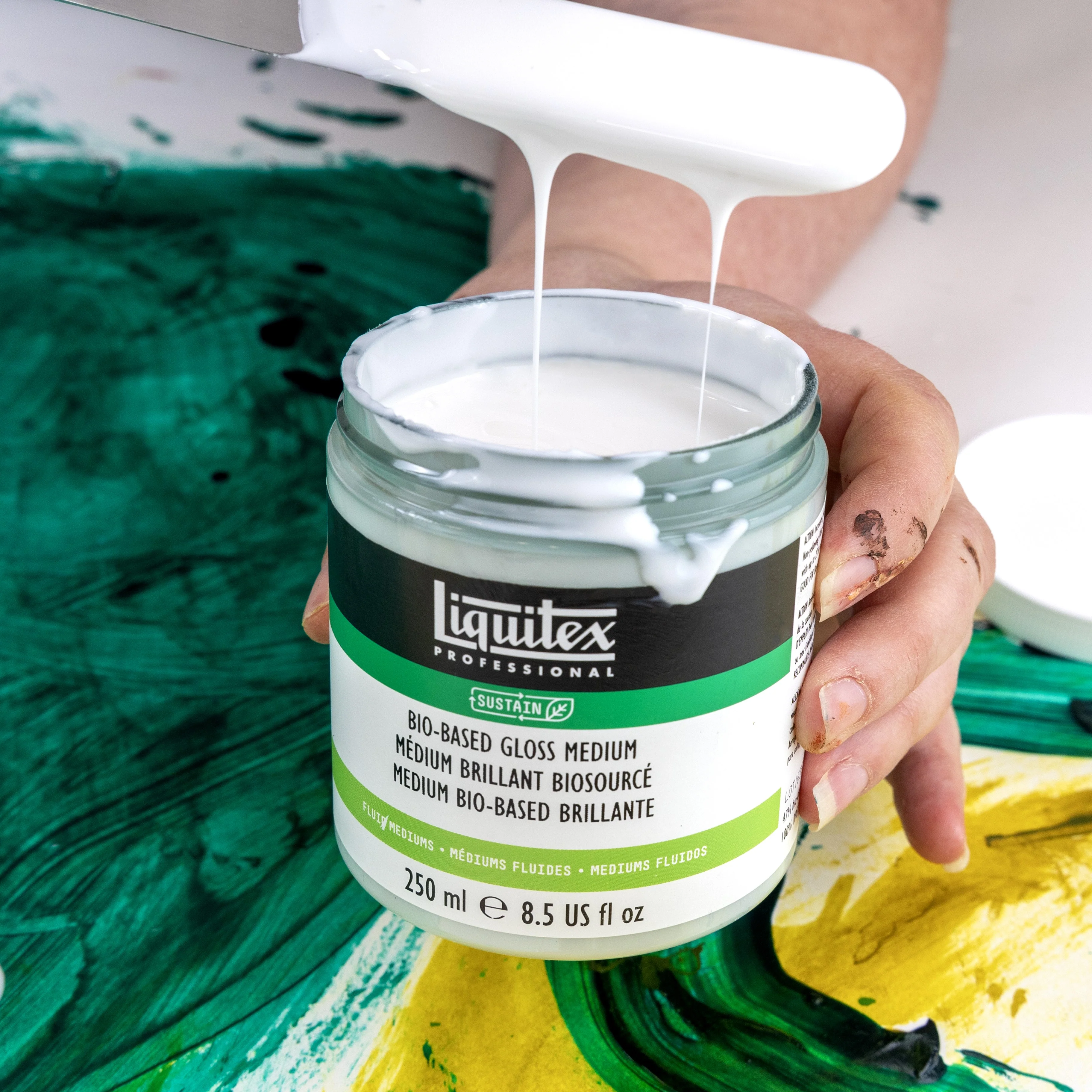 Bio-Based Acrylic Medium - Gloss Medium - Image 4